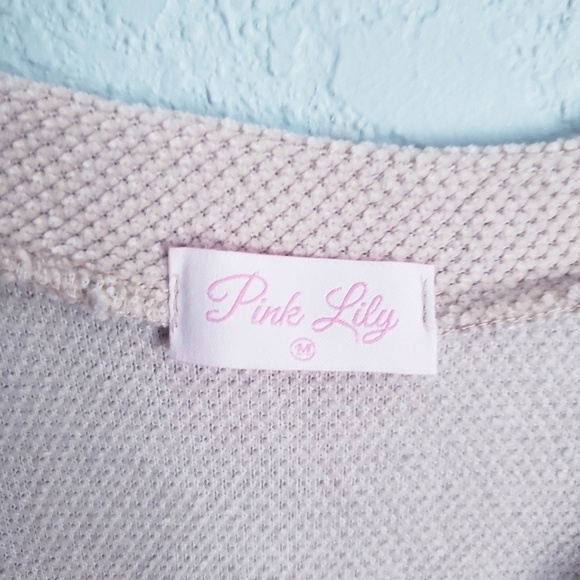 Pink Lily Cream Chanille V-neck Sweater - Picture 5 of 7